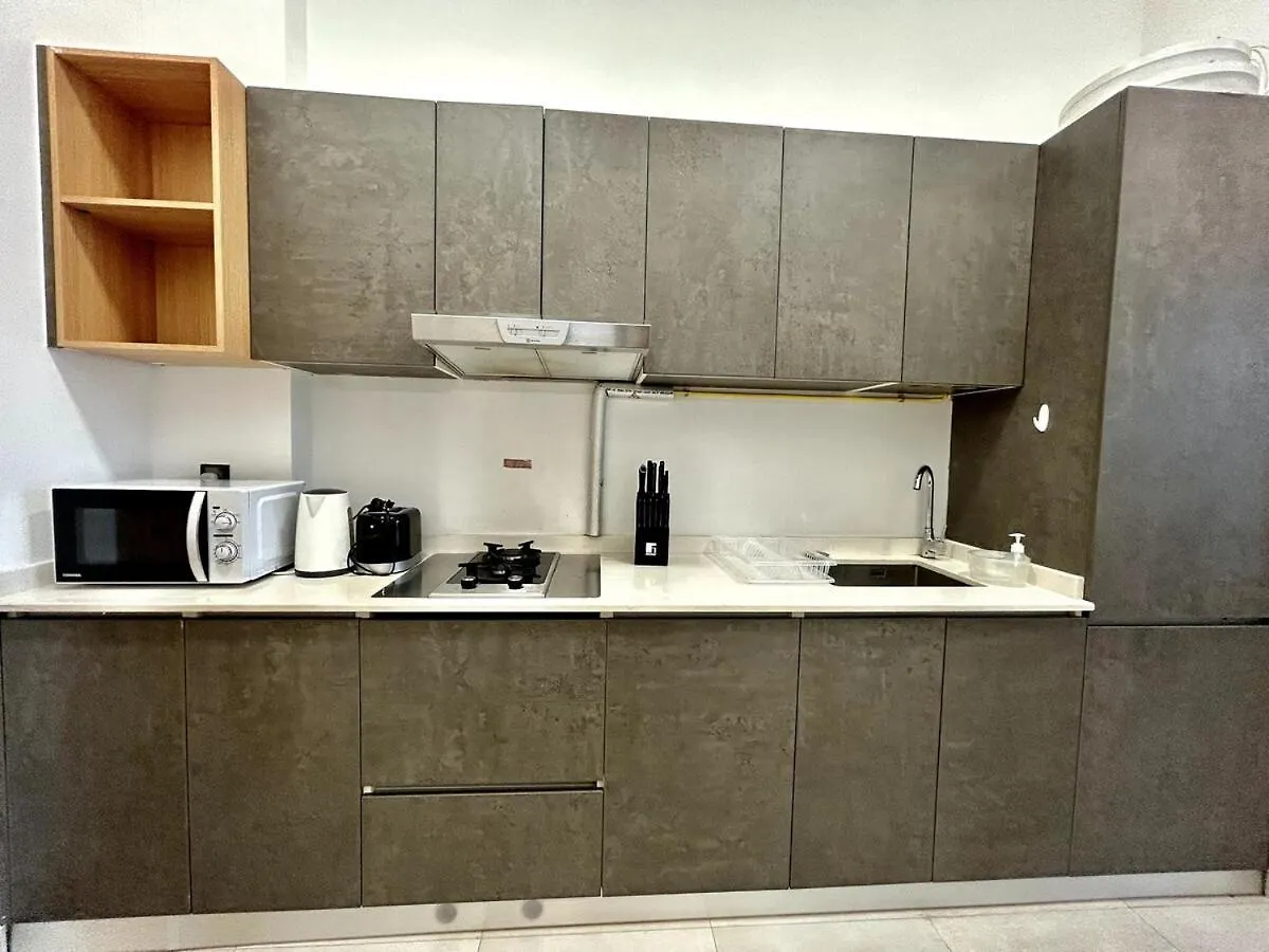 Apartment Homes2Retreat - Stylish Studio Gym & Pool, Jvc Dubai